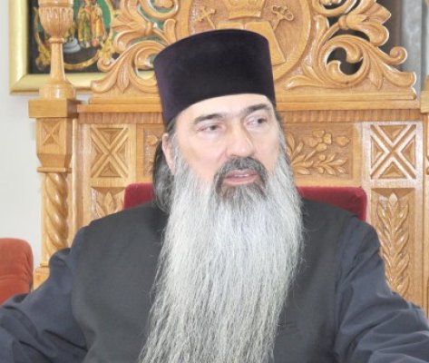 IPS slujeşte la Mânăstirea Prodromiţa